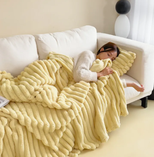 Bubble Velvet Throw Blanket