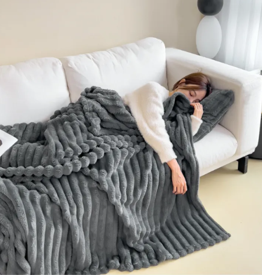 Bubble Velvet Throw Blanket
